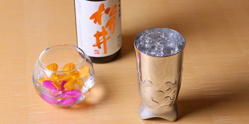 日本酒にはどんなコップ？お酒を変えるコップの力とシーン別のおすすめを大公開